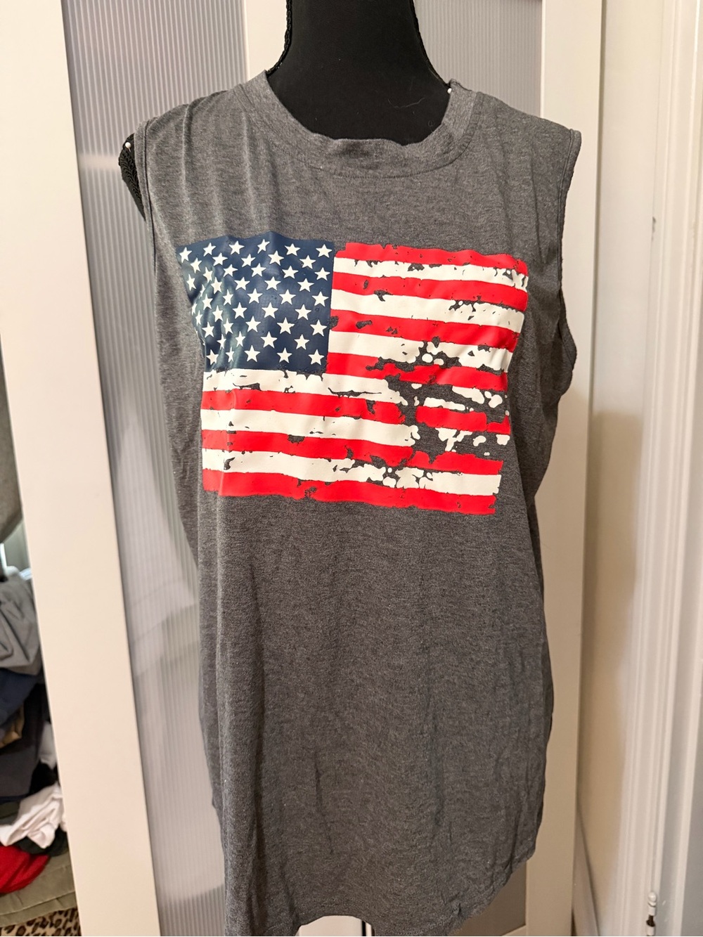Sleeveless Gray American Flag Graphic Tank Top